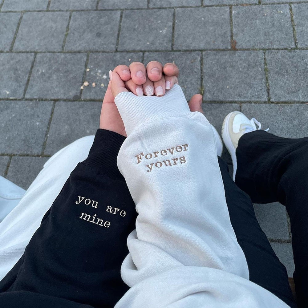 Embroidered Couple Portrait Sweatshirt with Roman Numeral Date,Couples Gift