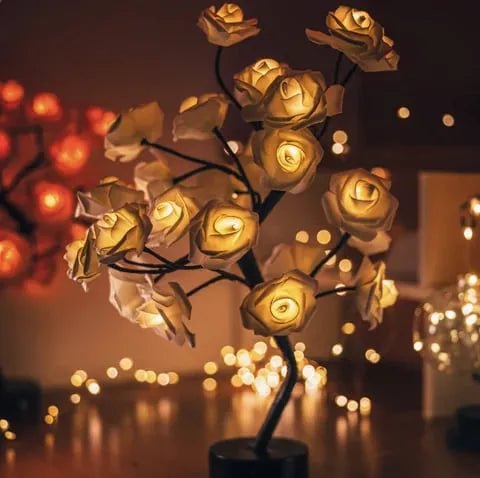 Forever Rose Tree Lamp⢠š„°