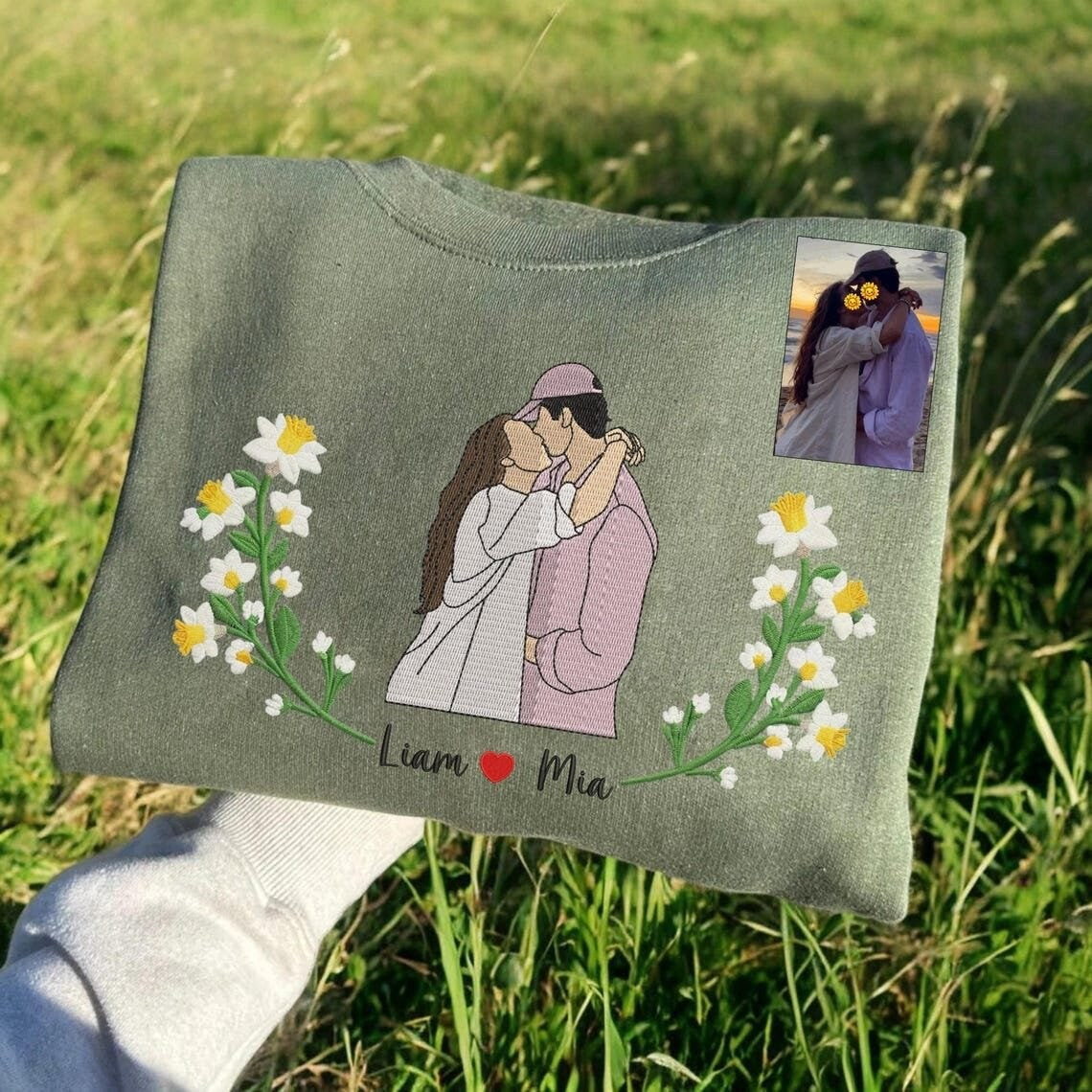 Embroidered Couple Portrait Sweatshirt with Flower,Couples Gift