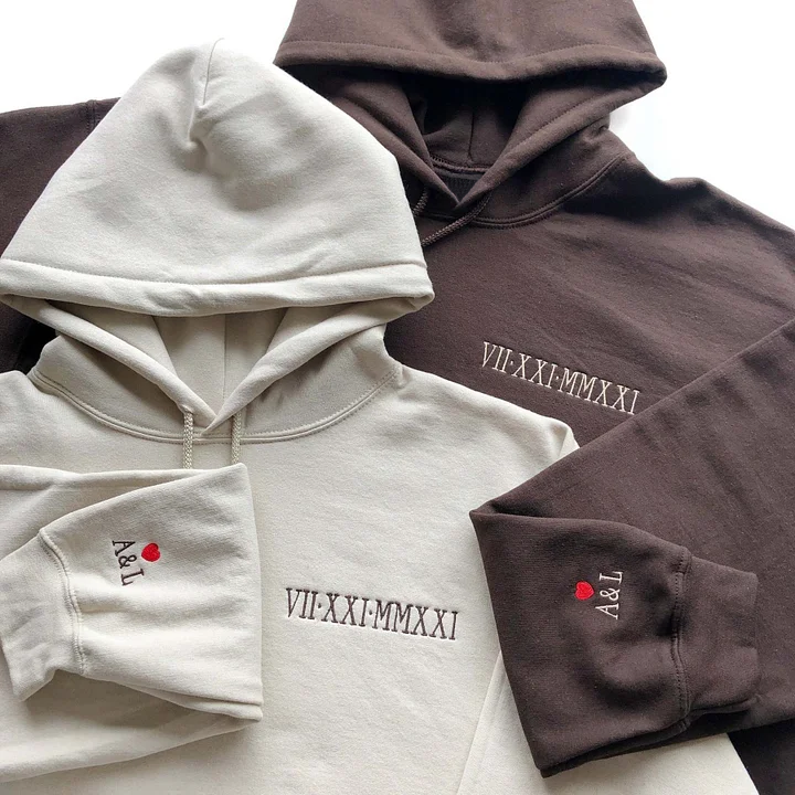 💖Custom Embroidered Roman Numeral Date Couple's Sweatshirt