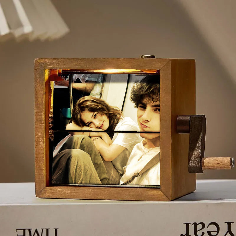 Hand-Crank Flipbook Box for Lovers – Romantic and Personalized Keepsake