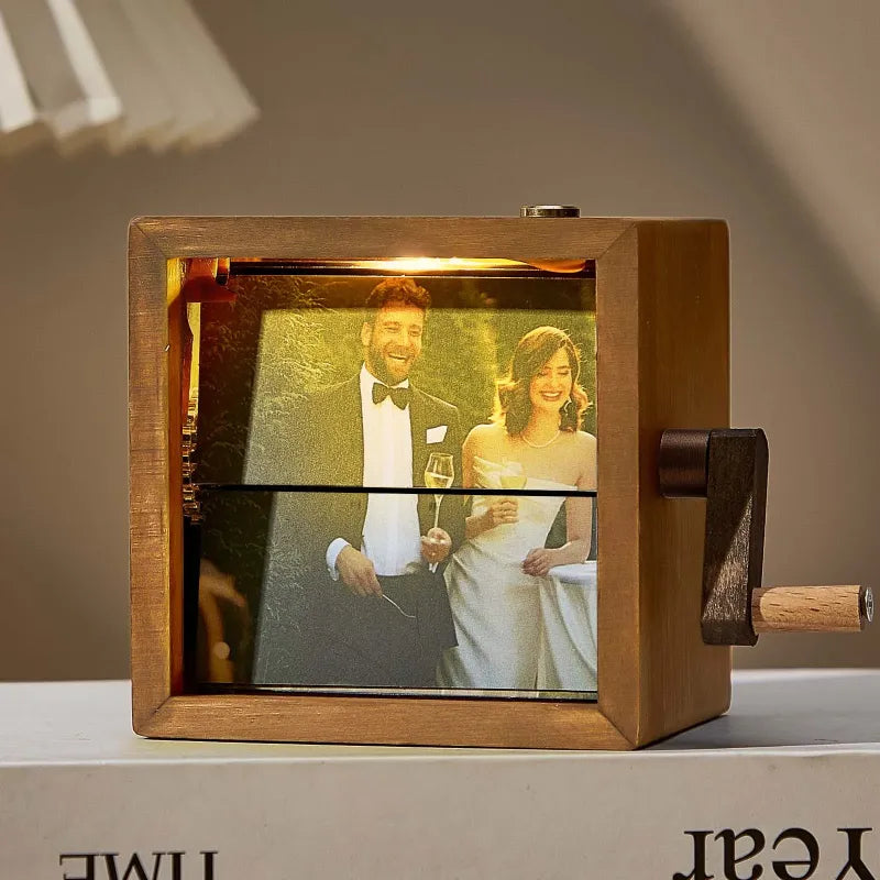 Hand-Crank Flipbook Box for Lovers – Romantic and Personalized Keepsake
